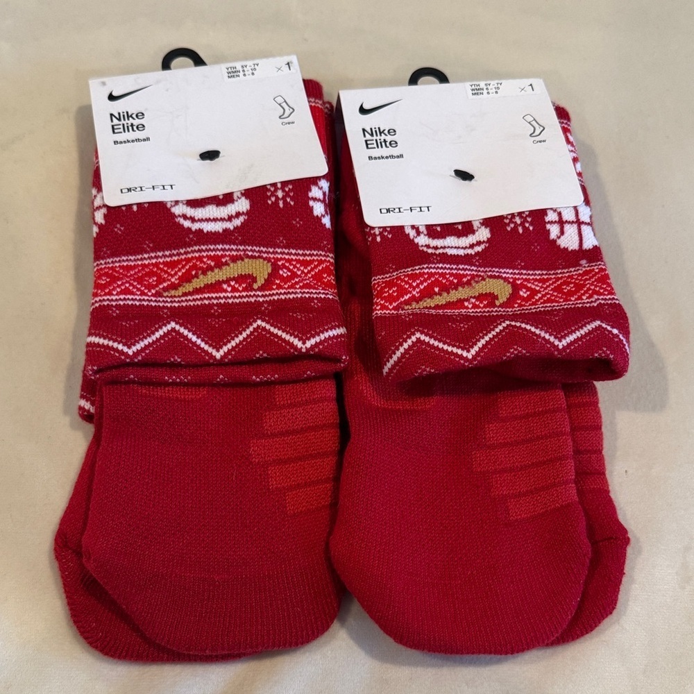Brand new! Nike Elite Red and Gold Basketball Socks, sz 5-7y - Picture 2 of 5